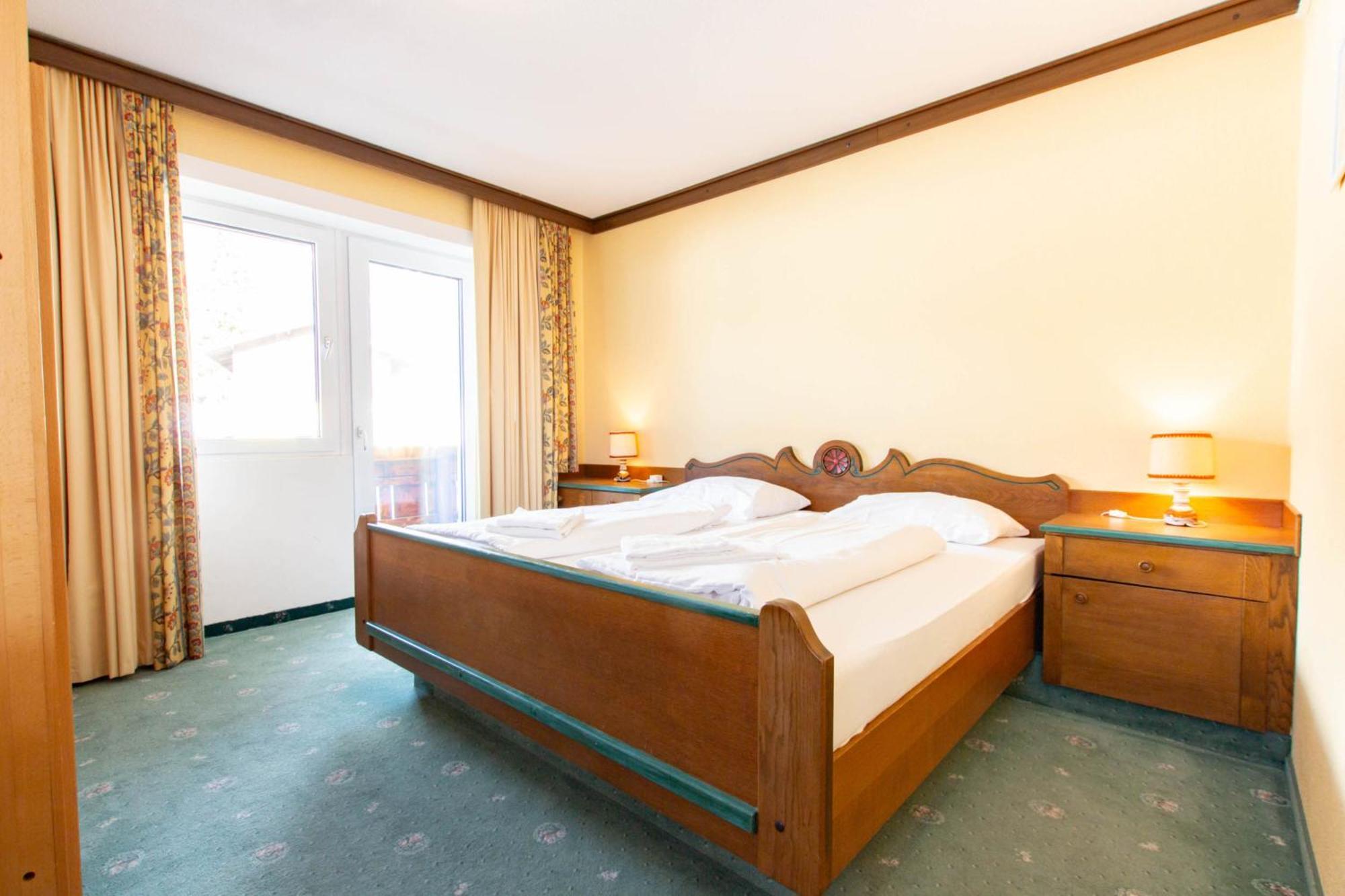 Mountain Hostel Ramsau am Dachstein Quarto foto
